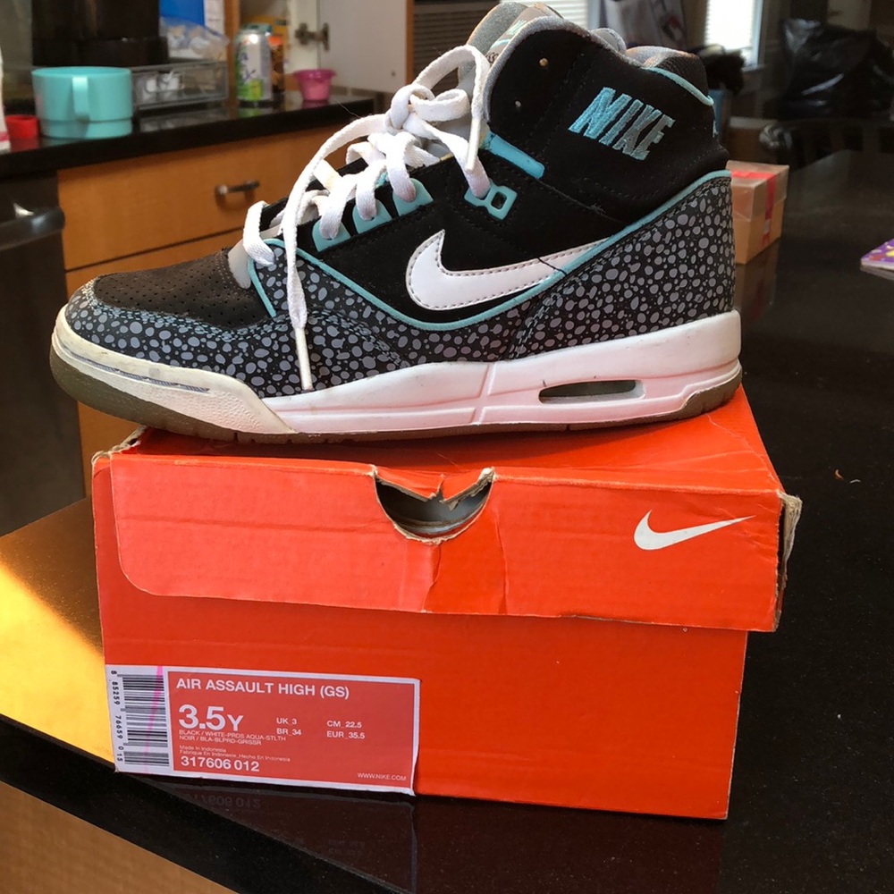 Nike air asphalt